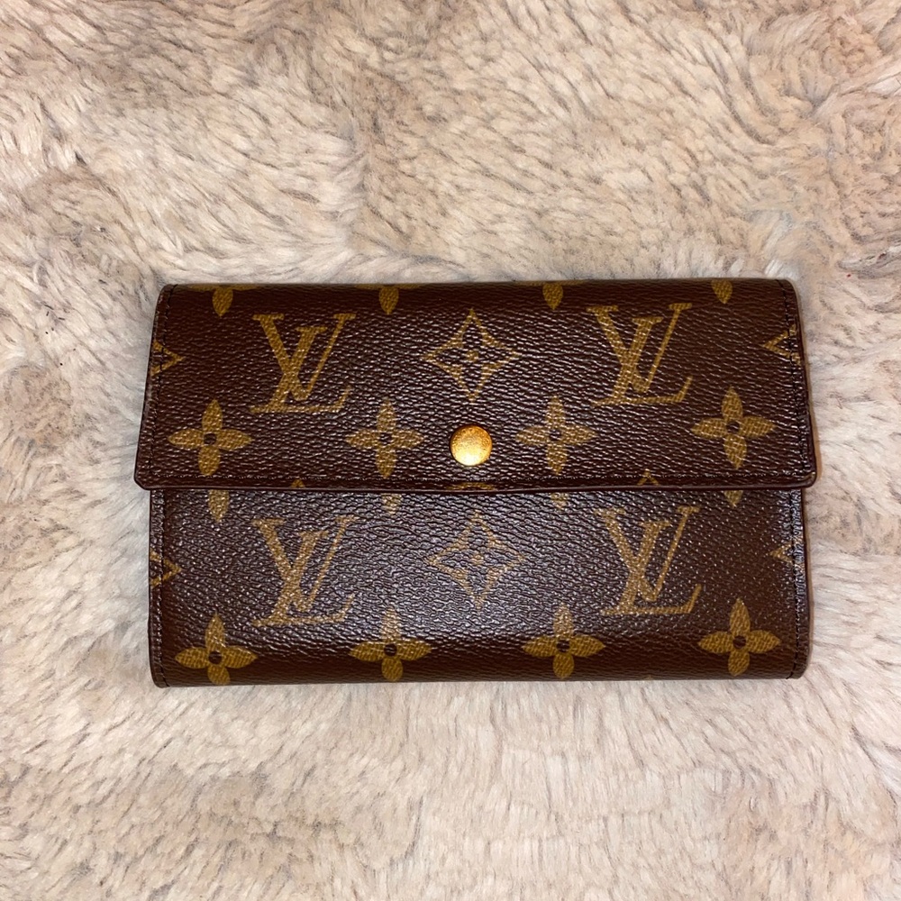 Authentic vintage Louis Vuitton monogram canvas French purse wallet